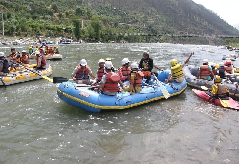 manali trip in april, kullu manali trip in april, trip to manali in april, manali in april, manali weather in april, snowfall in manali in april