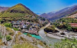 960px-A_confluence_of_Alaknanda_and_Bhagirathi_rivers,_Devprayag,_Uttarakhand