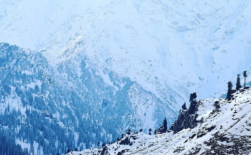 Is Manali Safe for Couples? Complete 2026 Safety Guide 3 is manali safe for couples, manali safe for unmarried couples, couple friendly hotels in manali, manali honeymoon guide