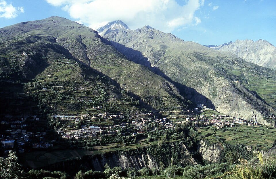 Shinkula Pass jane se pehle ye 5 galtiyan mat karna, Shinkula Pass travel guide, Shinkula Pass tips, Shinkula Pass safety tips, Shinkula Pass road trip, Shinkula Pass altitude, Shinkula Pass weather, Shinkula Pass road condition, Shinkula Pass 2026, Shinkula Pass travel mistakes, Shinkula Pass route, Shinkula Pass from Manali, Shinku La Pass guide, Shinkula Pass checklist, high altitude travel tips, dangerous passes near Manali, Zanskar road trip