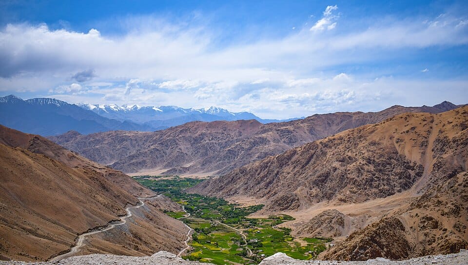 Ladakh Jane Wale 90% Log Is Shortcut Ko Nahi Jante (2026 Guide) 2 Ladakh jane wale 90% log is shortcut ko nahi jante, Ladakh shortcut route, Shinkula Pass route, Shinkula Pass travel guide, Manali to Zanskar route, hidden route to Ladakh, Shinkula Pass 2026, Zanskar Valley road trip, offbeat Ladakh routes
