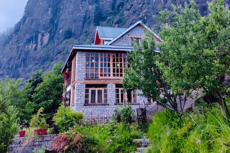 Top 10 Best Airbnb Manali - Guide for Views 2026 3 top 10 best airbnb manali, best airbnb manali, manali best airbnb, airbnb manali india, airbnb india manali, airbnb manali near mall road